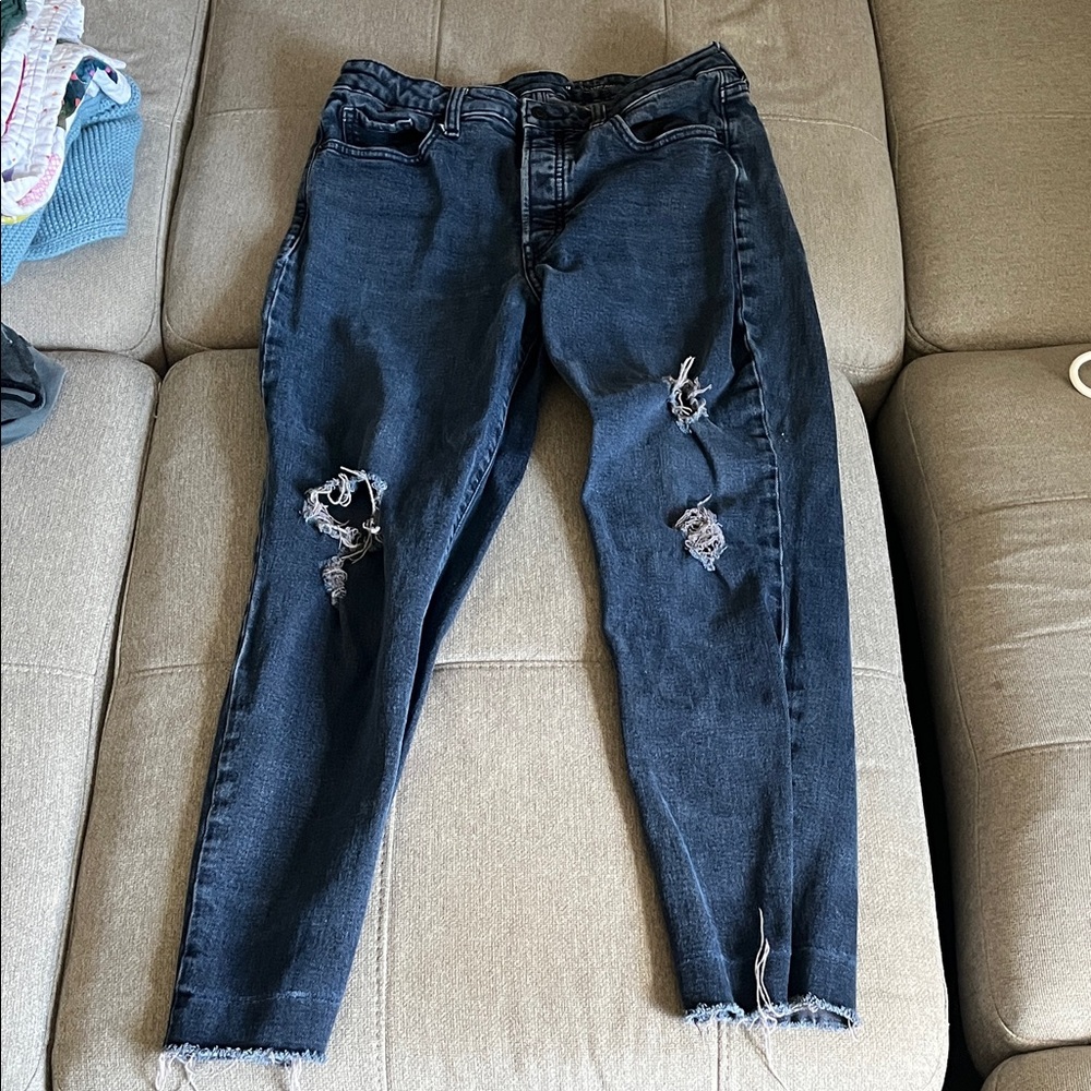 Distressed Old Navy Dark Blue Jeans 12